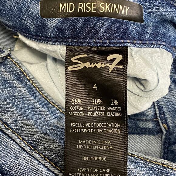 Seven7 Light Wash Blue Pearl Embellished Mid-Rise Skinny Jeans Women's Size 4 - Picture 8 of 9